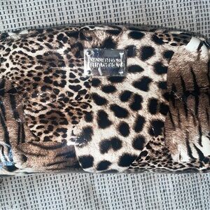 Kenneth Cole Leopard Print Women's pouch